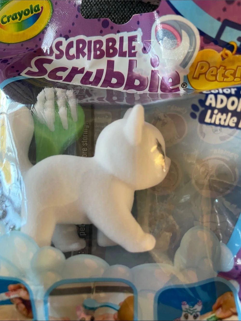 Crayola Scribble Scrubbie Pets - White Figures with Purple Packaging